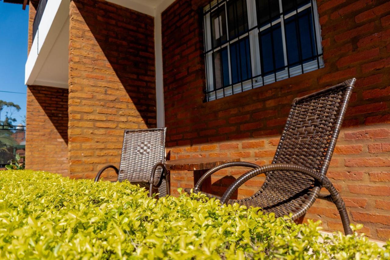 Managua Apart Hotel Puerto Iguazu Exterior photo